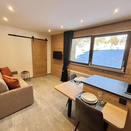 شقة Confortable Proche Du Centre Avec Parking, Navette Et Randonnees A - Fr-1-597-190